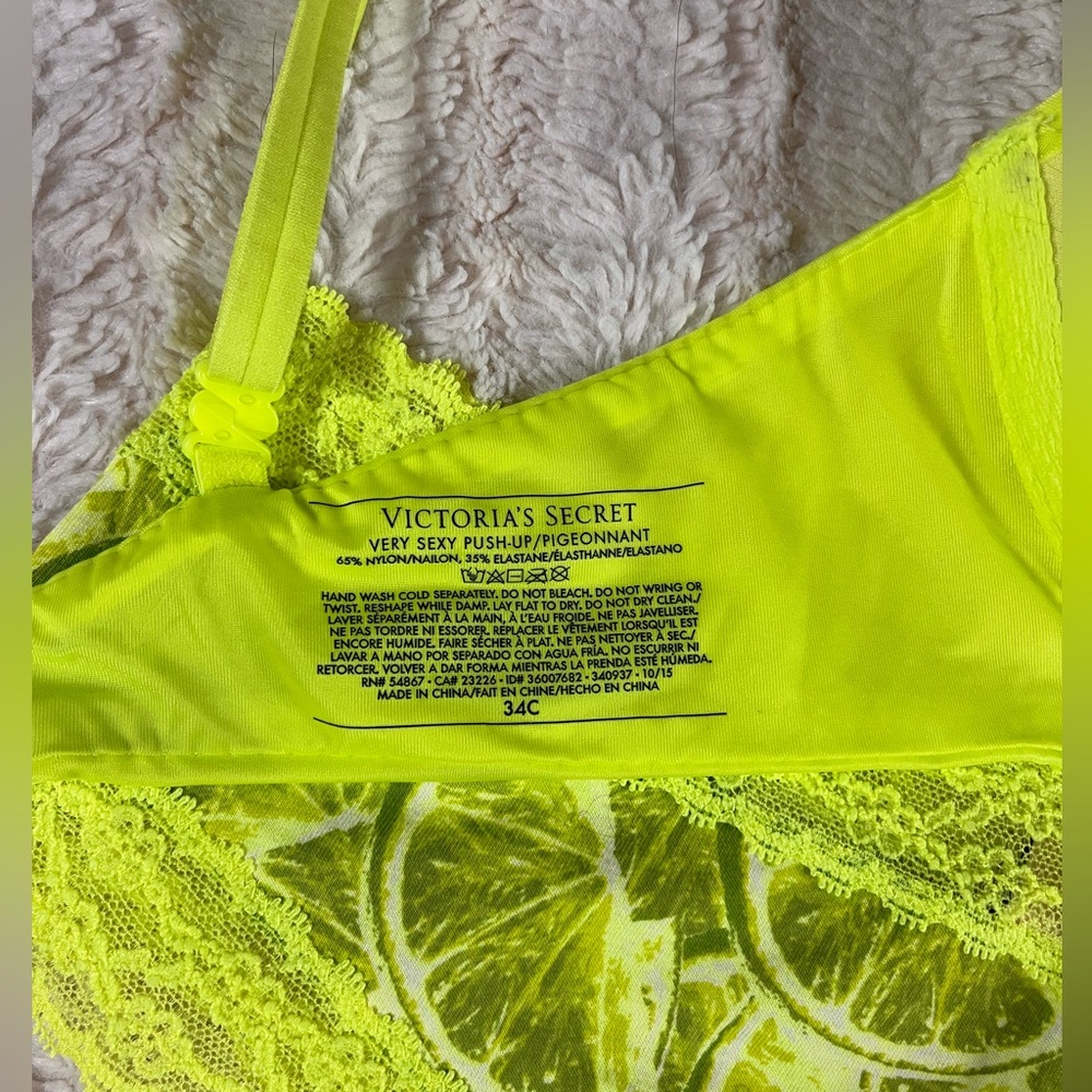 Victoria's Secret Push Up Bra & Panties  Set Neon Green Lace 34C M NWT, NWOT - Picture 6 of 7